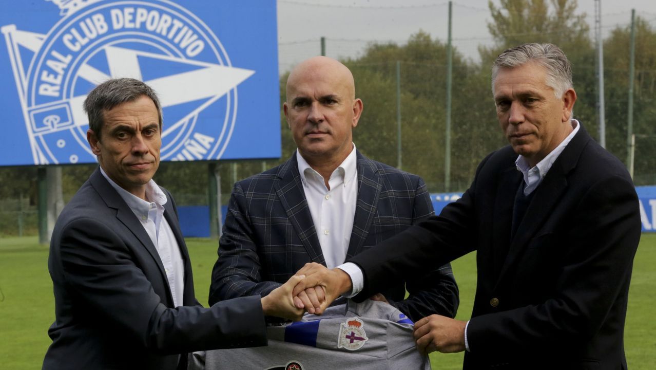 Tras la destitución de Anquela, Paco Zas apostó por Luis César para el banquillo.