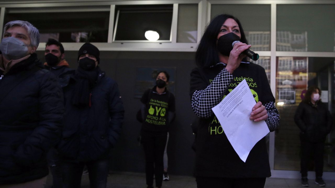 PROTESTA DE LA HOSTELERIA EN POBRA Y RIBEIRA