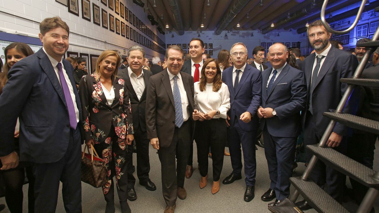 Xoaquín Fernández Leiceaga, portavoz del PSdeG en el Parlamento de Galicia, y Miguel Ángel Santalices, presidente de la cámara gallega