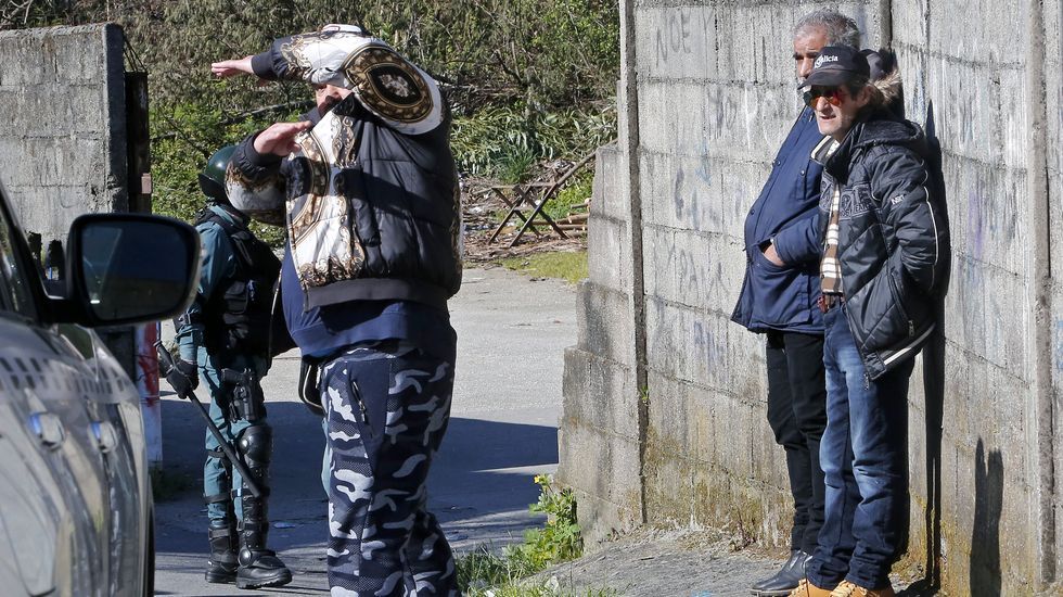 Operación antidroga de la Guardia Civil en el poblado del Vao