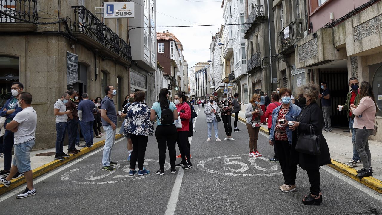 Protesta de los hosteleros por el cierre del municipio