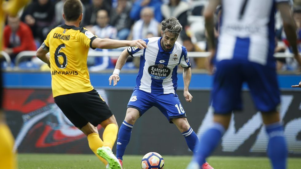 Joselu cabecea el 1-0