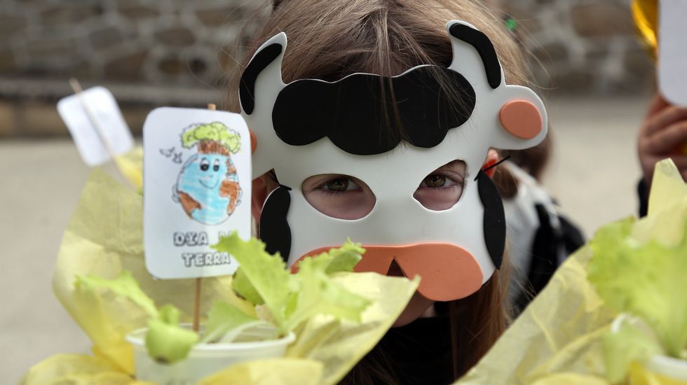 Proyecto Voz Natura del Colegio Jaime Balmes celebrando el día da terra