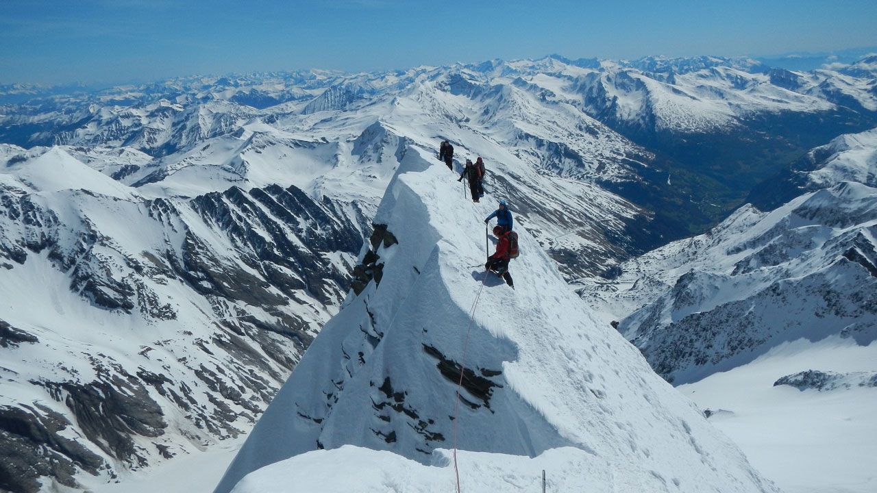 El Pico Mas Alto De Europa