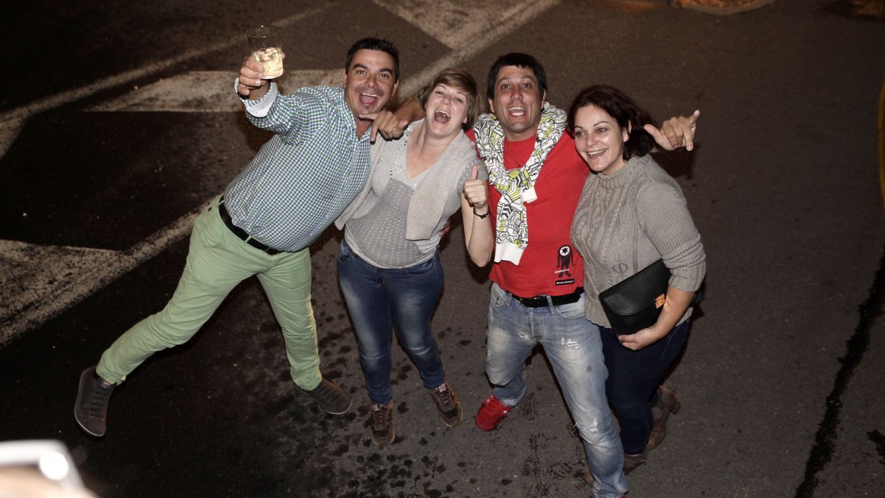 FIESTAS DEL CARMEN DE PORTO DO SON, ÚLTIMO DÍA. FIESTA DEL AGUA Y FUEGOS ARTIFICIALES.