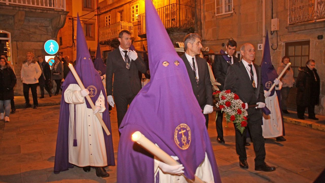 Los m�s peque�os de Ribeira celebraron el D�a del �rbol.Clara Millares, en el mismo instante en que los �rbitros la declararon vencedora