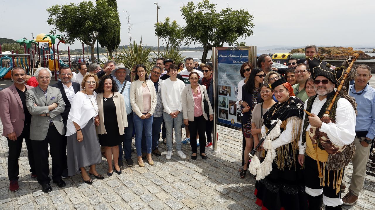 ACTO DEL HOMENAJE A PLACIDO BETANZOS EN EL QUE BAUTIZO´CON SU NOMBRE EL PASEO MARITIMO DE PALMEIRA