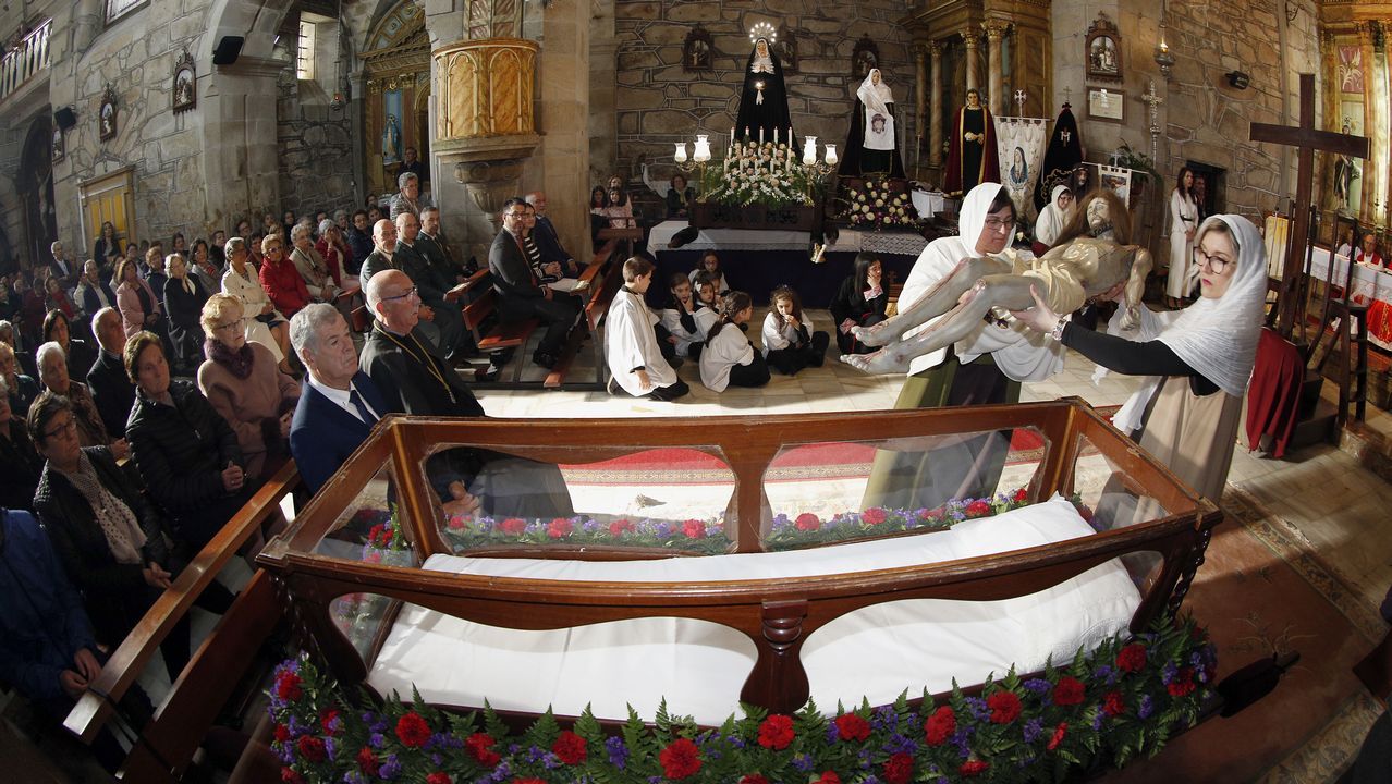 Viernes Santo en la comarca del Barbanza 2019