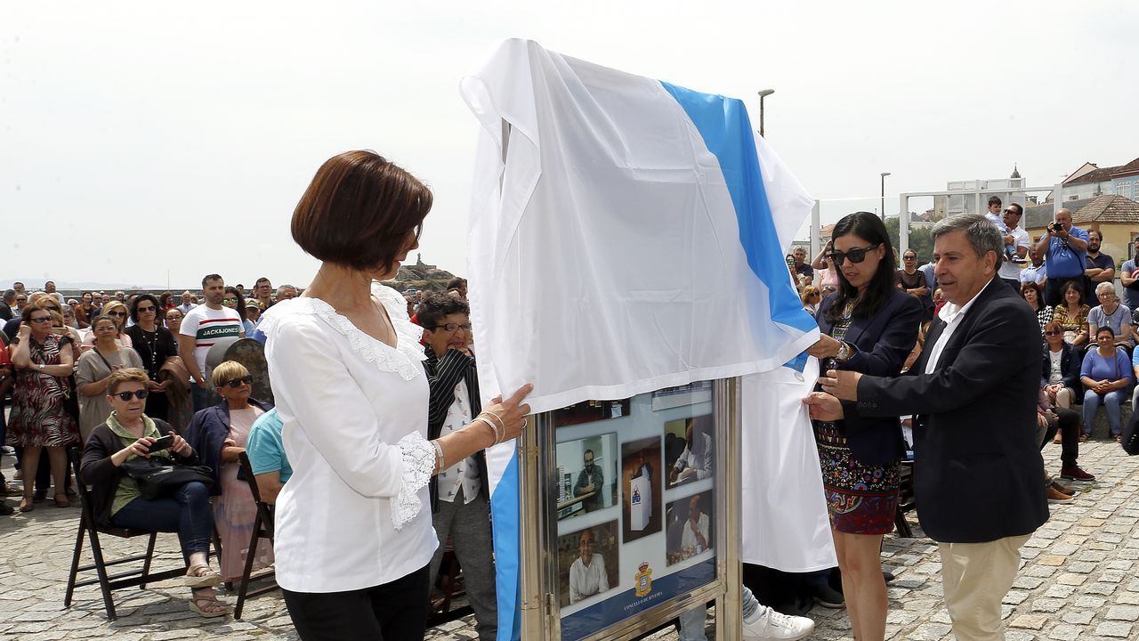 ACTO DEL HOMENAJE A PLACIDO BETANZOS EN EL QUE BAUTIZO´CON SU NOMBRE EL PASEO MARITIMO DE PALMEIRA