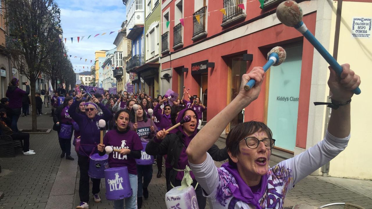 Manifestación por el 8M en Viveiro
