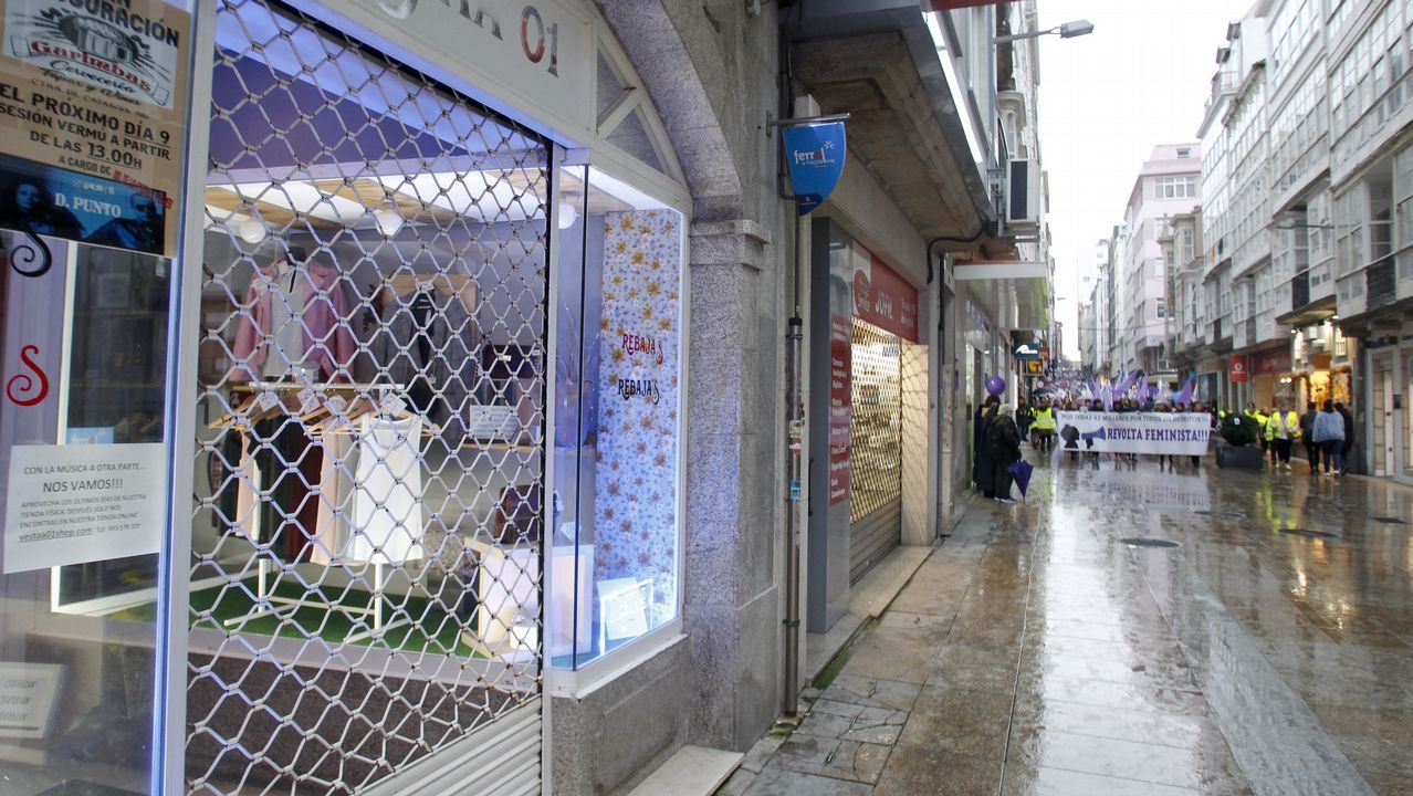 Los participantes en la concentración de Ferrol