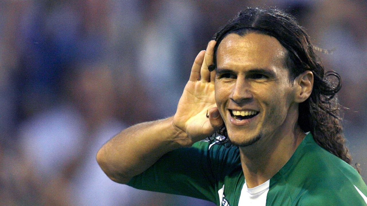 El centrocampista, que llegó a ser internacional, fue un descubrimiento del entrenador gallego.