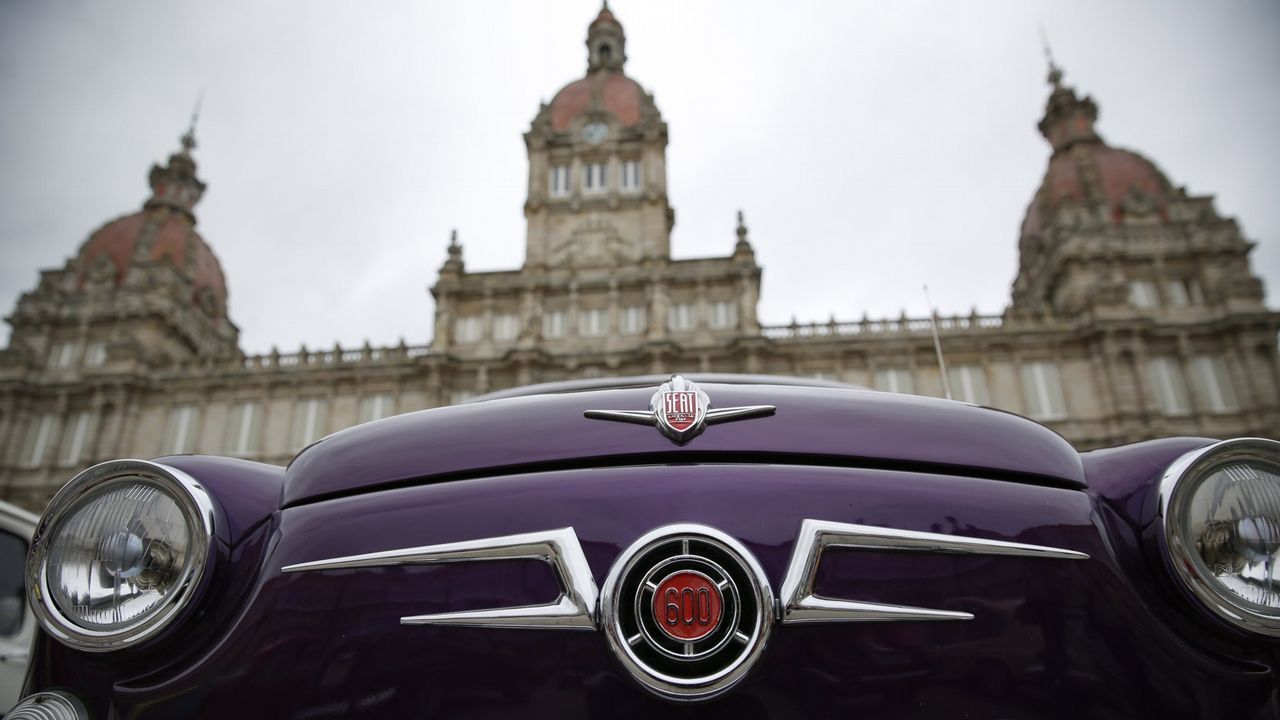 Concentración de SEAT 600 en A Coruña en el 2016.