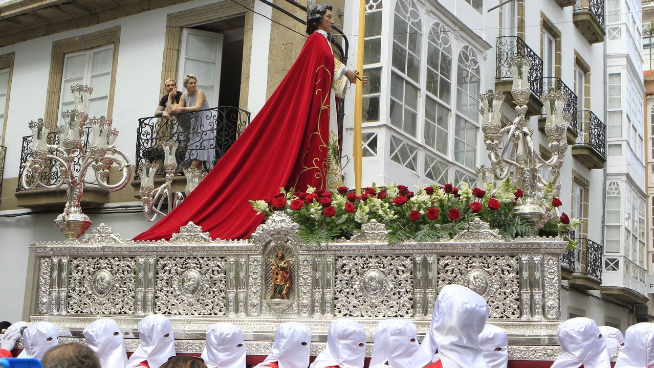 Lunes Santo | Procesión de Cristo Rey y la Virgen de la Amargura. Cofradía de Dolores