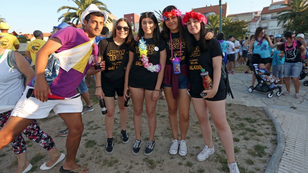 Desfile de peñas da Festa da Dorna 2016