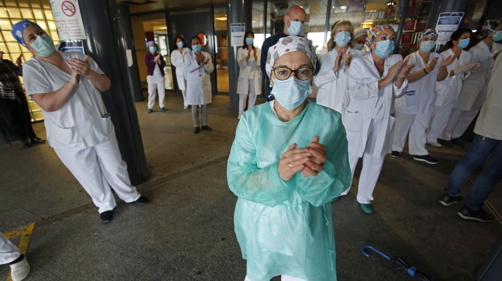 Concentración de sanitarios en el hospital Montecelo