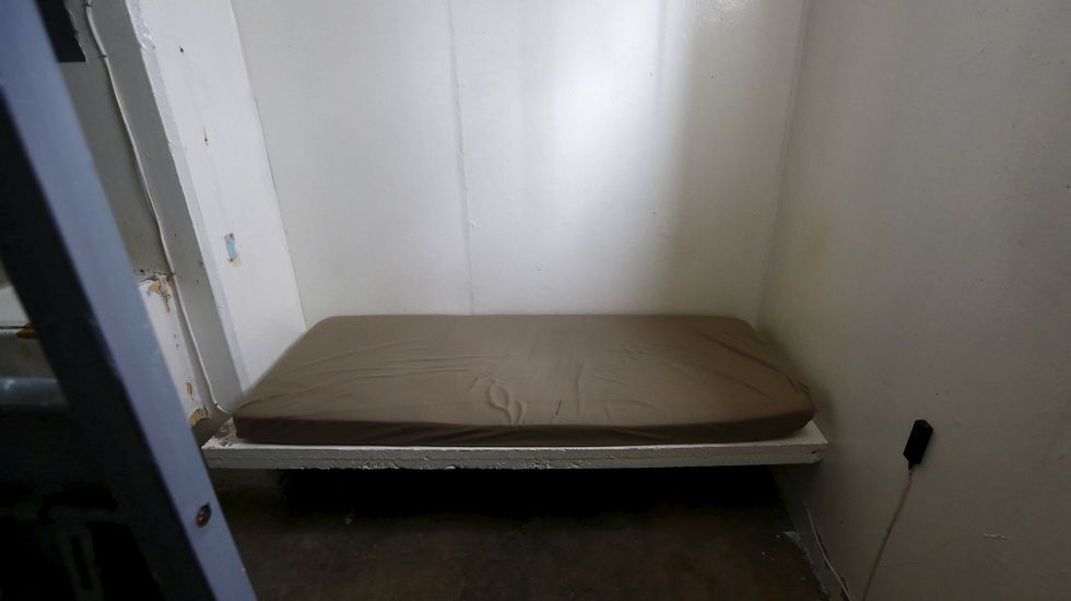 Cama en la celda de «El Chapo» Guzmán.