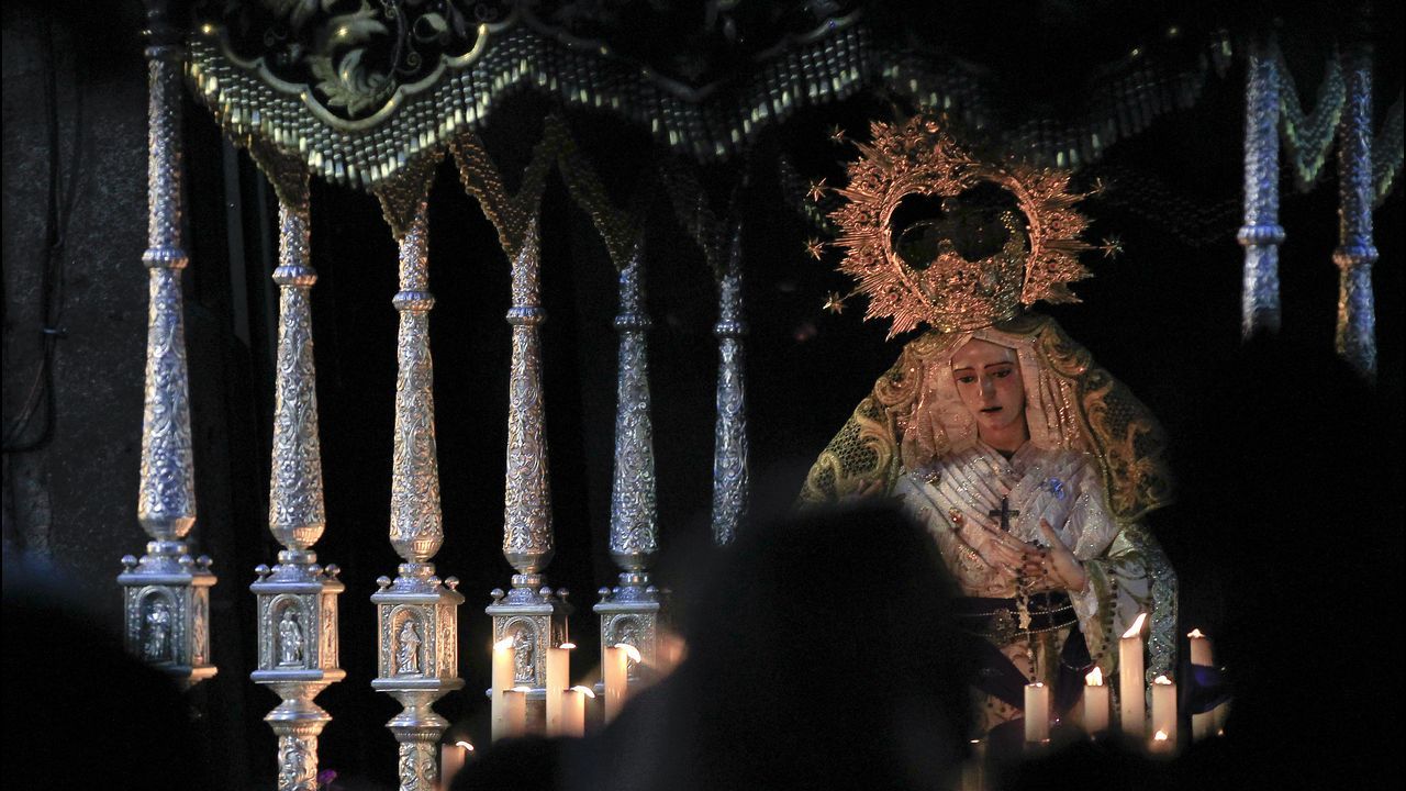 Lunes Santo | Procesión de Cristo Rey y la Virgen de la Amargura. Cofradía de Dolores