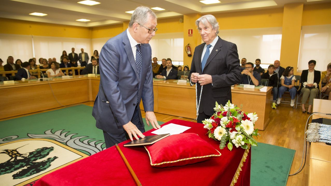 Carballo. Alcalde, Evencio Ferrero (BNG)