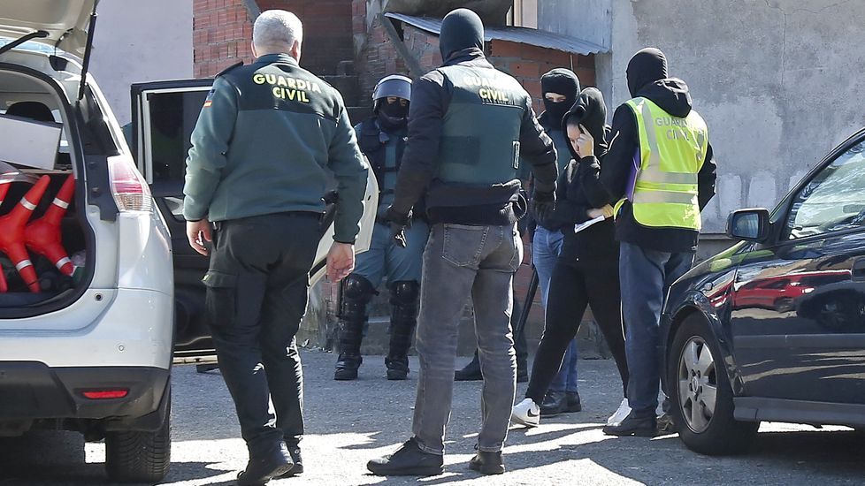 Operación antidroga de la Guardia Civil en el poblado del Vao