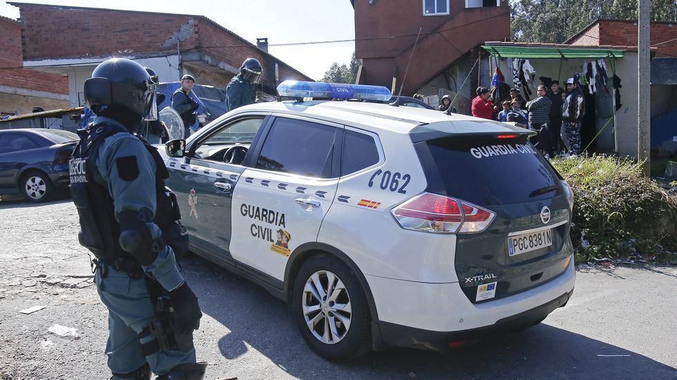 Operación antidroga de la Guardia Civil en el poblado del Vao