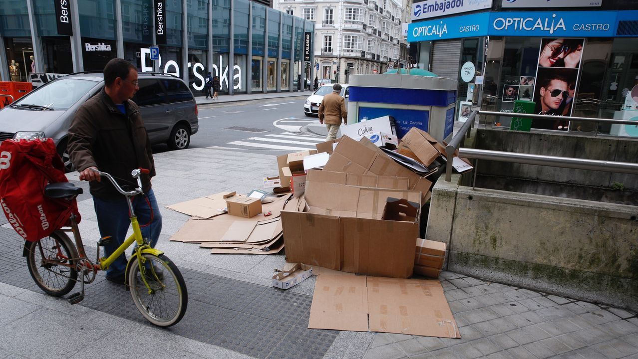 Segundo día (miércoles) con la basura de las calles sin recoger