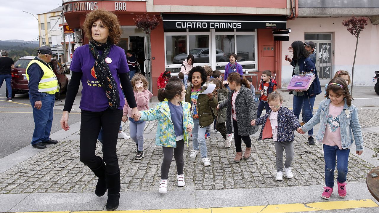El CRA de Rianxo colocará varias placas de mujeres ilustres rianxeiras