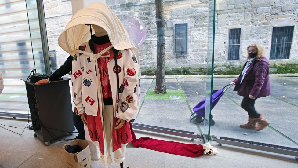 Exposición Debut de los alumnos de Esdemga en el Museo de Pontevedra