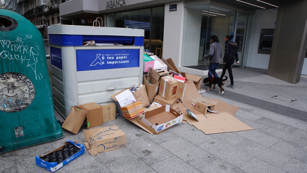 Segundo día (miércoles) con la basura de las calles sin recoger