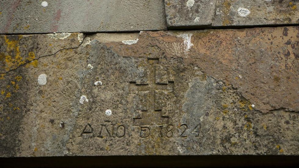 Una inscripción grabada en 1824 en la Casa Grande de Fiolleda