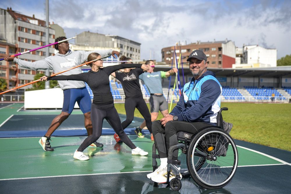O exlanzador de xabalina, Gustavo Dacal, nunha sesin de adestramento no CGTD de Pontevedra. 04/04/2025