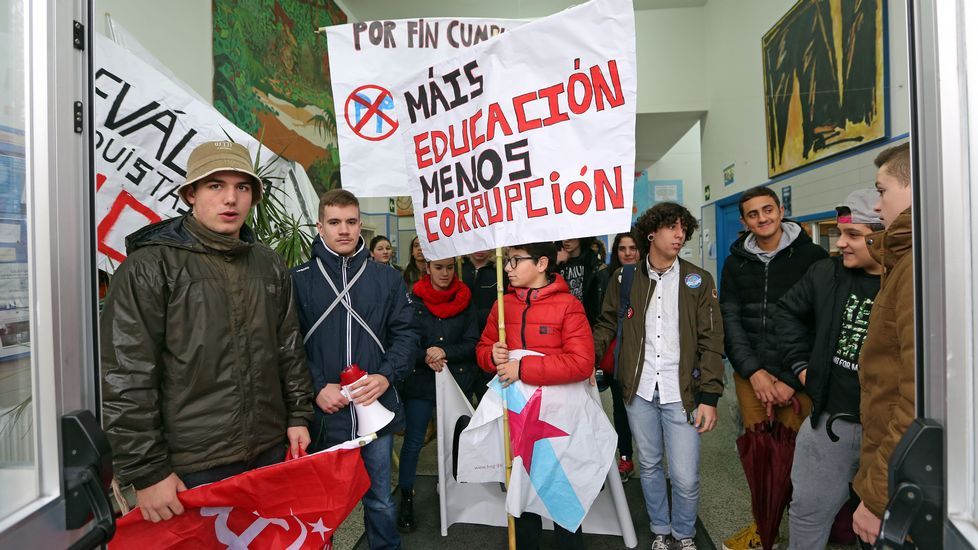 Protesta contra las reválidas y la Lomce en Barbanza