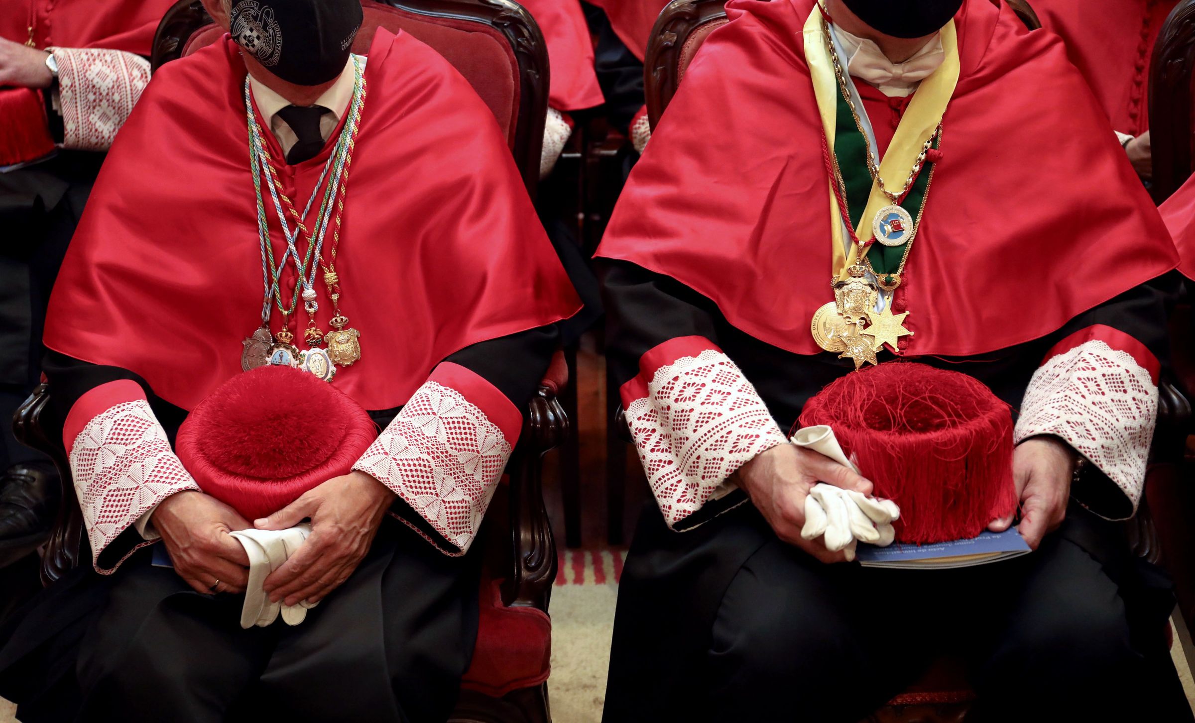 Catedrticos da USC no acto de investidura de Mara Emilia Casas como Doctor Honoris Causa. 3/12/2021