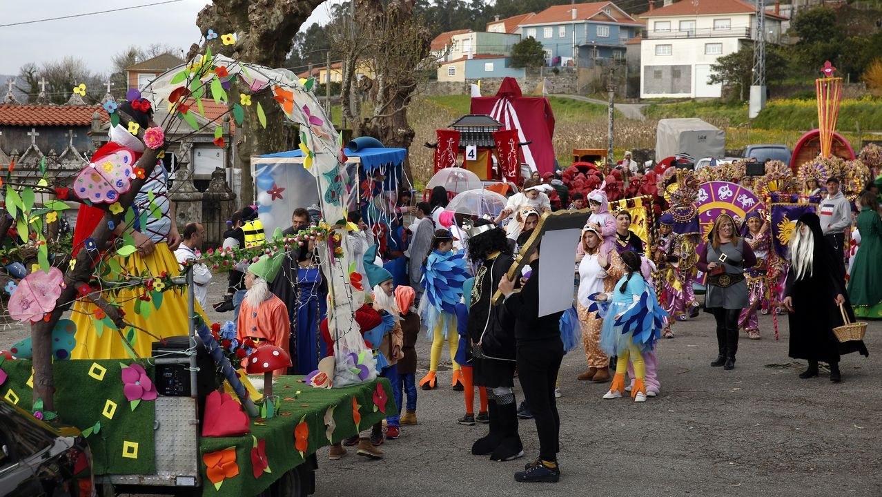 DESFILE DE CARROZAS DE CARNAVAL EN TARAGOŅA 2020