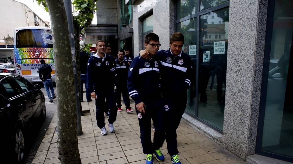 Aficionados del Dépor con Sissoko