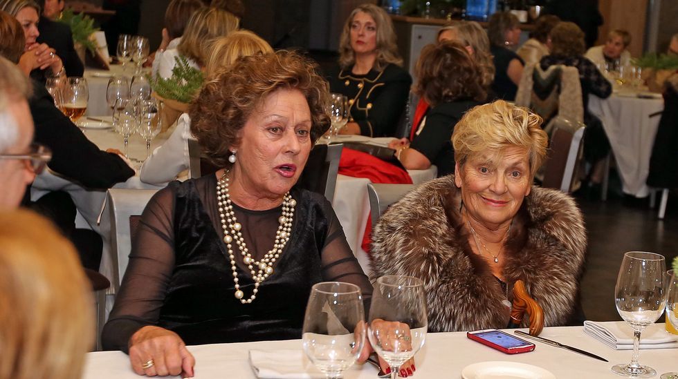 Homenaje al inspector jefe José Antonio Rilo en la cena benéfica de Renacer