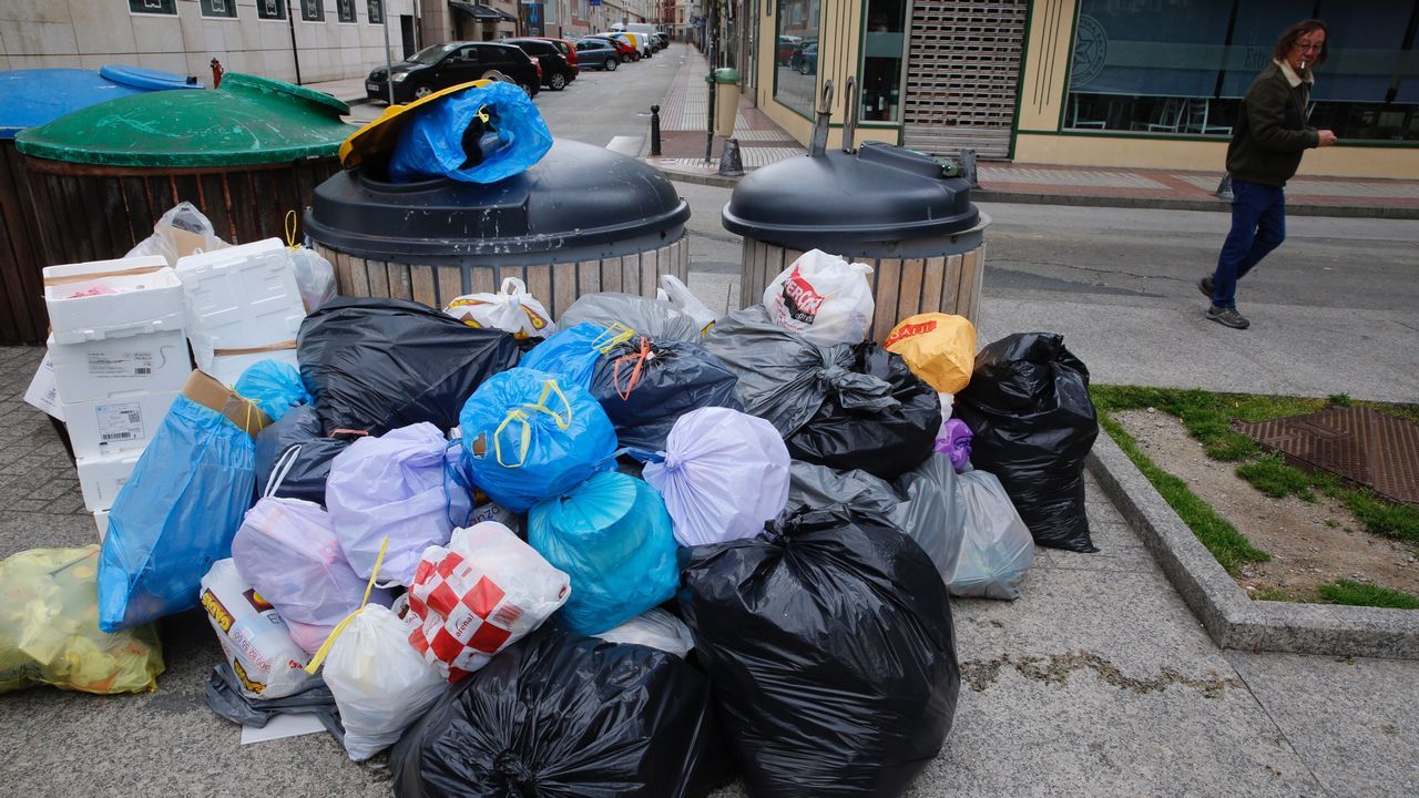 Segundo día (miércoles) con la basura de las calles sin recoger