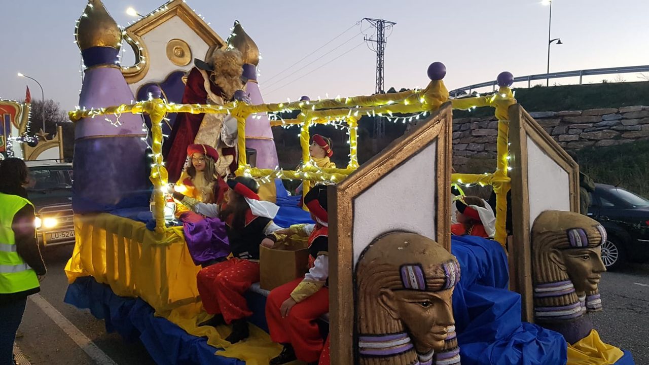 Cabalgata en Parada de Sil