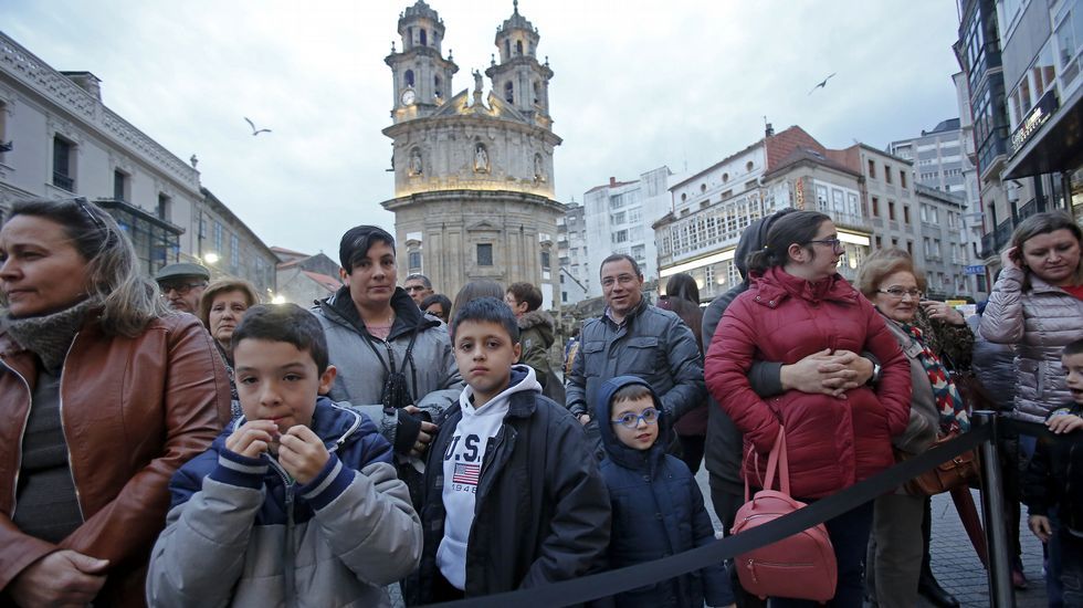 Carnaval de Pontevedra. Presentación del loro Ravachol