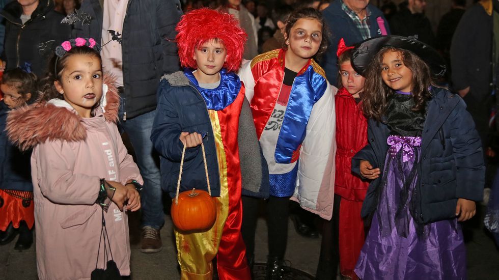 Ourense celebra el Samaín en la praza Maior