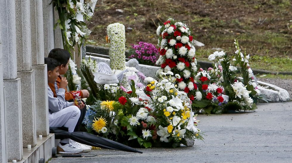 Día de Difuntos en el cementerio de San Mauro