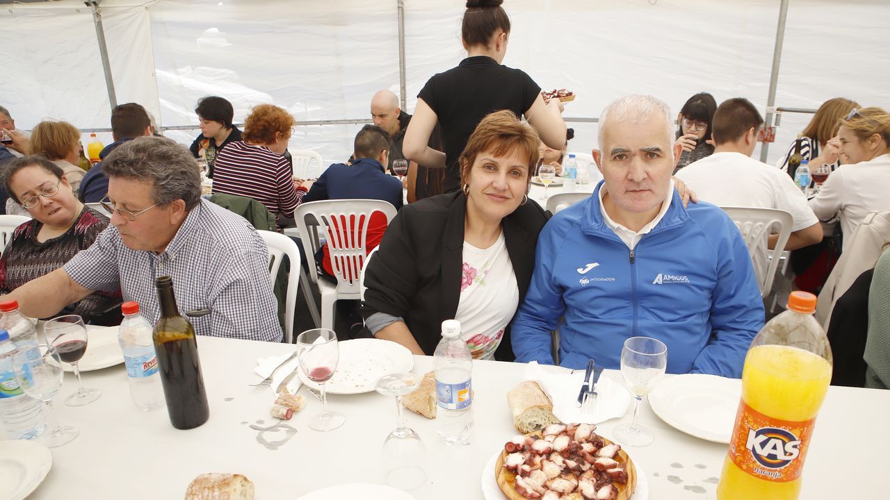 JORNADA DE FAMILIAS EN AMICOS. COMIDA