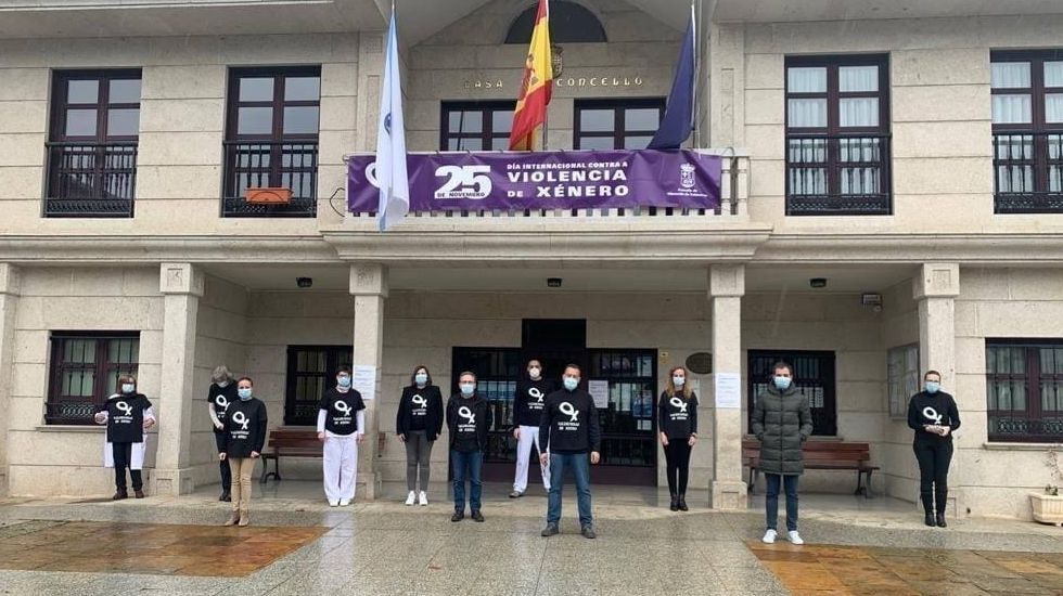 Concentración del 25N en Vilamartín de Valdeorras
