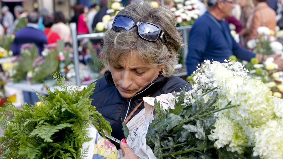 Mercado de flores para Todos los Santos