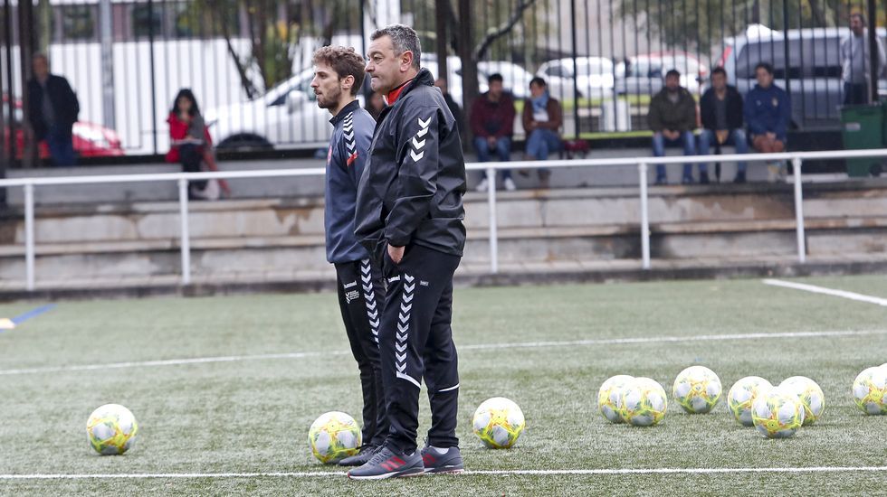 Entrenamiento del Pontevedra CF en A Xunqueira