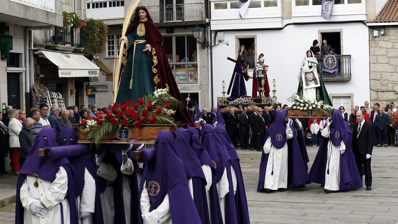 Viernes Santo en la comarca del Barbanza 2019