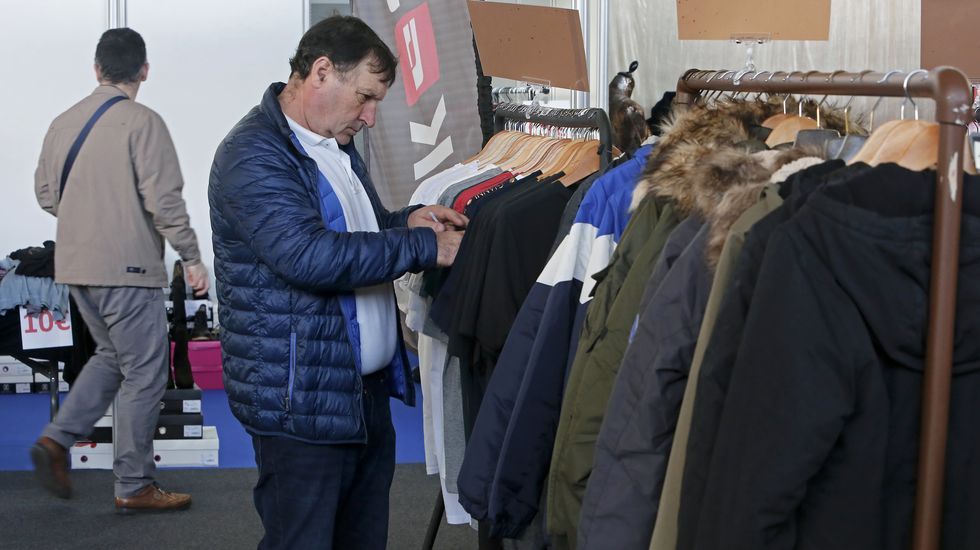 Feria de las rebajas Stock Pontevedra
