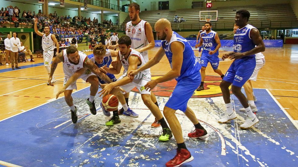 BALONCESTO MARÍN PEIXE GALEGO CONTRA PALMA AIR EUROPA
