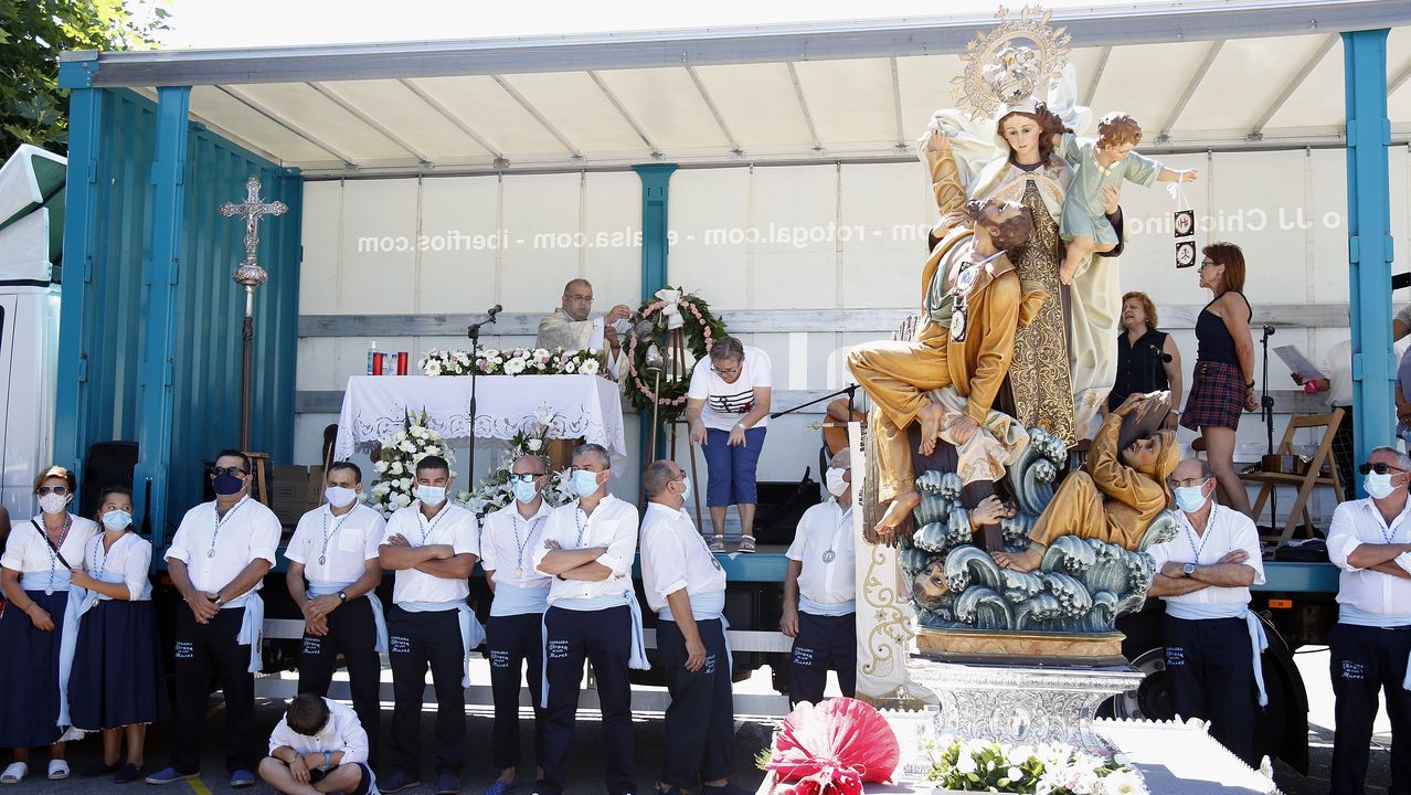 Procesión del Carmen en Lampón 2020