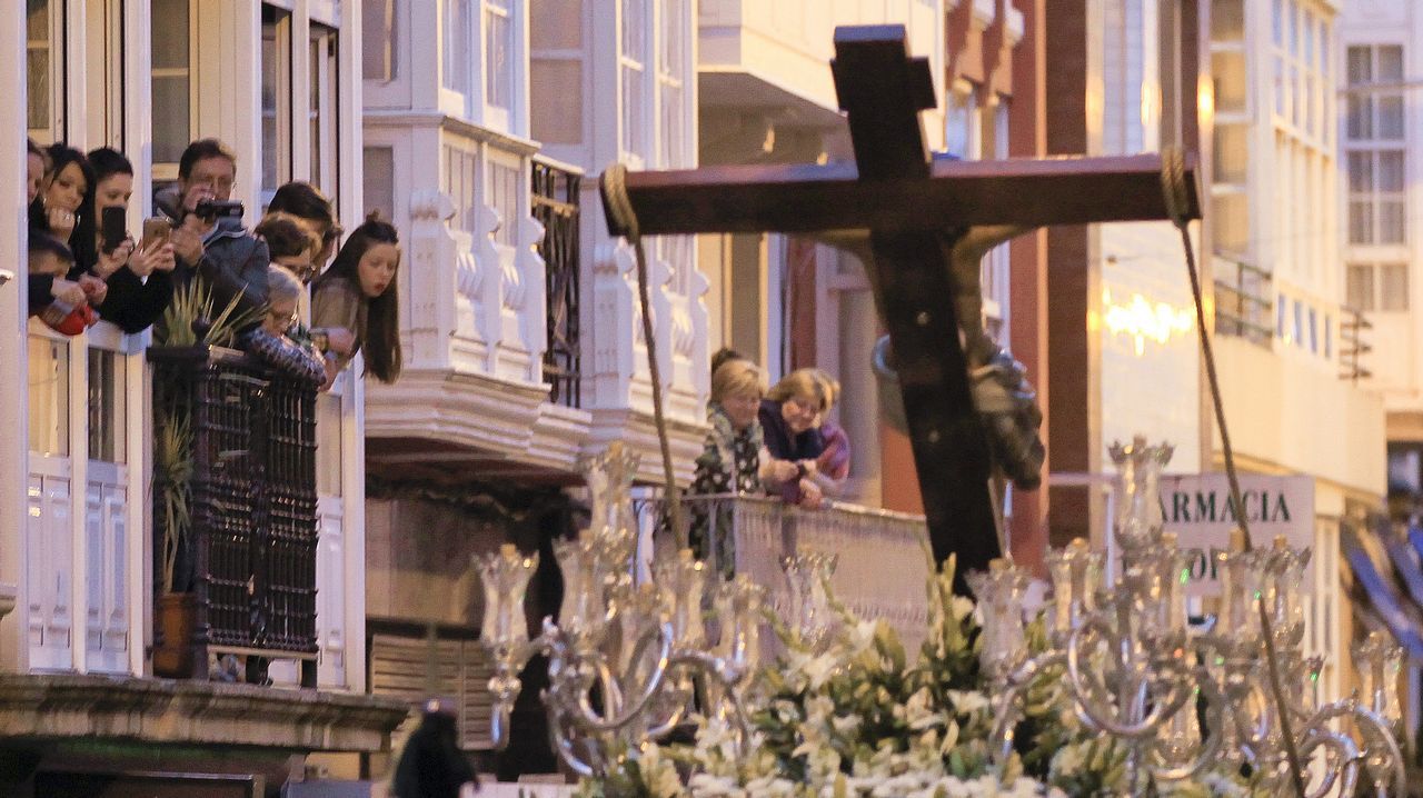 Lunes Santo | Procesión de Cristo Rey y la Virgen de la Amargura. Cofradía de Dolores